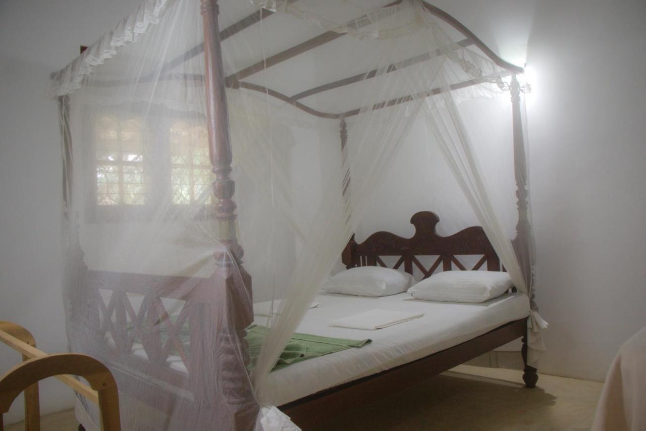 Jungle View Guesthouse Unawatuna Buitenkant foto